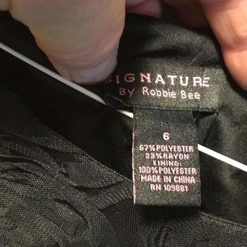 Dress Signature by Robbie bee size 6￼ - Picture 5 of 6